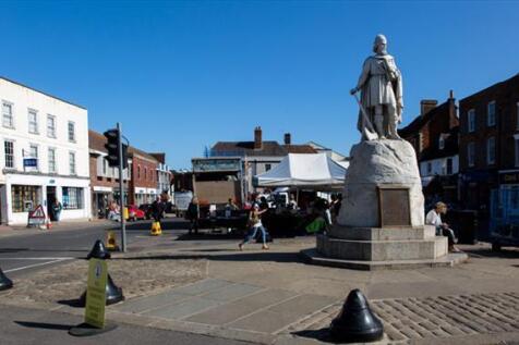 WANTAGE MARKET PLACE.jpg