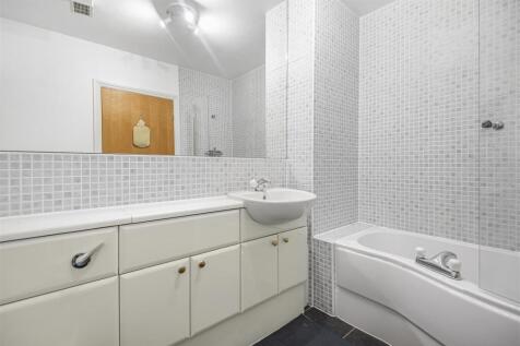 ENSUITE.jpg
