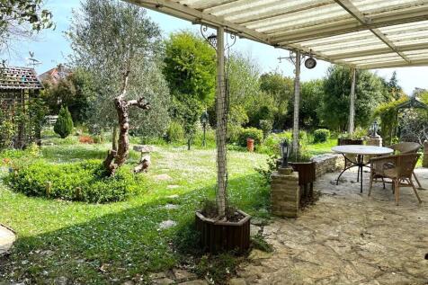 Rear veranda