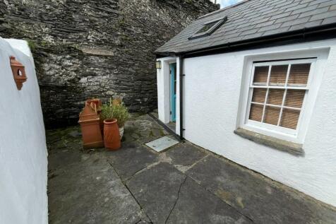 Rear Terrace.JPEG