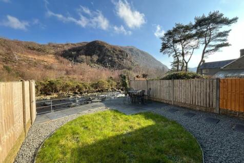 Rear Garden (1).JPEG