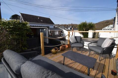 Decking (2).JPG