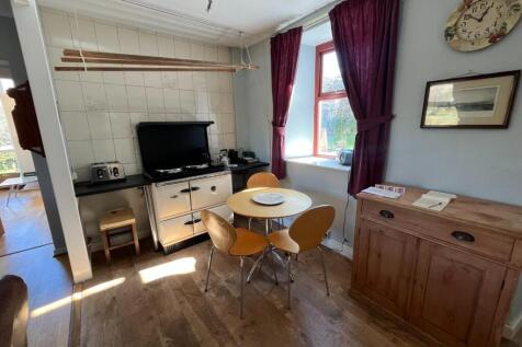 Breakfast Room (1).JPEG