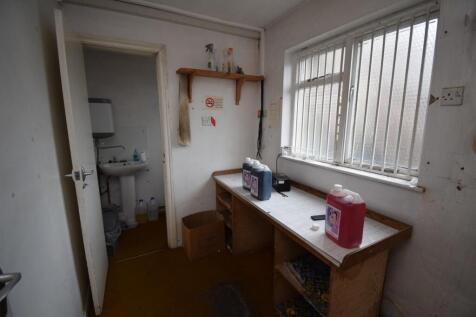 Rear Storage &amp; WC.JPG