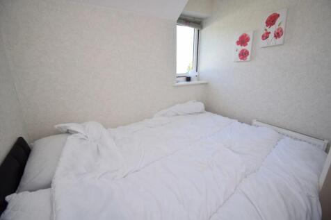 Bedroom 3.JPG