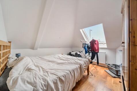 Bedroom - Flat 4