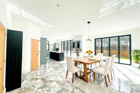 Kitchen Staged