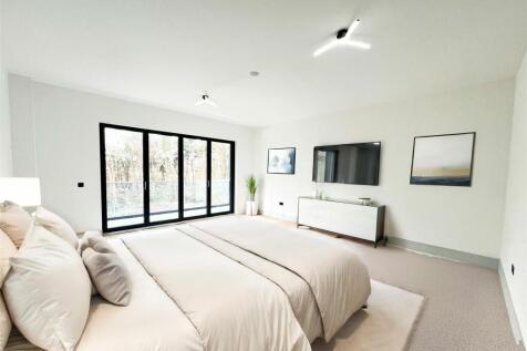 Bed 2 Staged