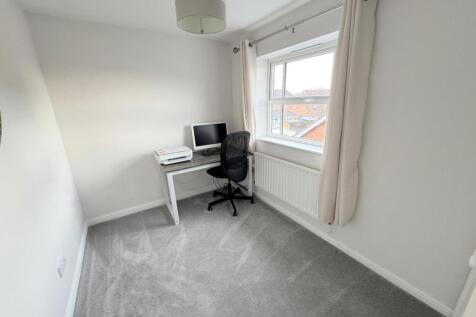 BEDROOM ( REAR)