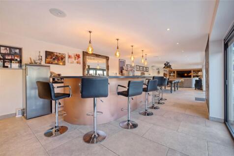 Entertainment Suite