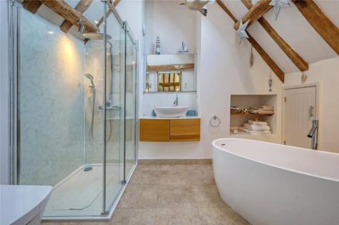En Suite Bathroom