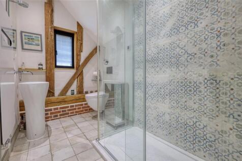 Ground Fl. En Suite