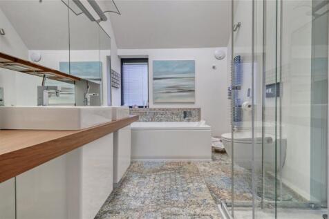 Ground F. Bathroom