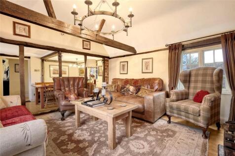 Sitting/Dining Room
