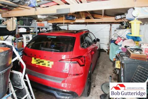 DETACHED SECTIONAL GARAGE