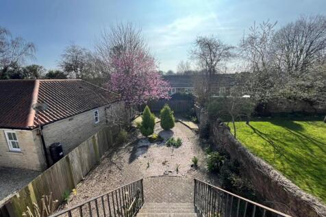 Rear garden view from terrace 1.jpg