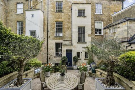 Courtyard Garden