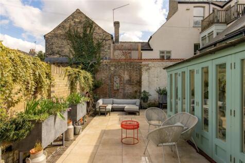 Courtyard Garden