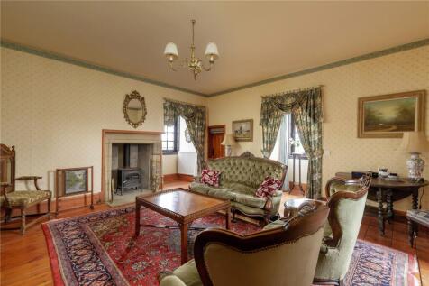 Sitting Room/Bedroom