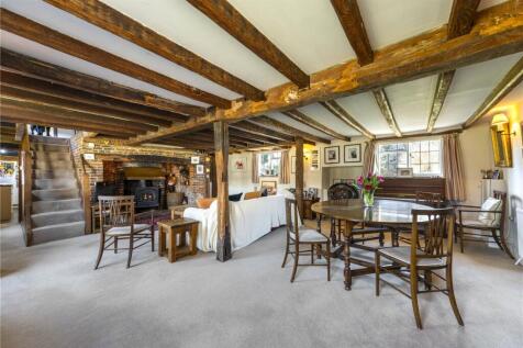 Sitting/Dining Room