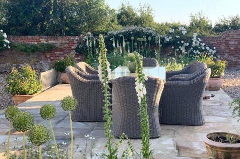 Garden Terrace
