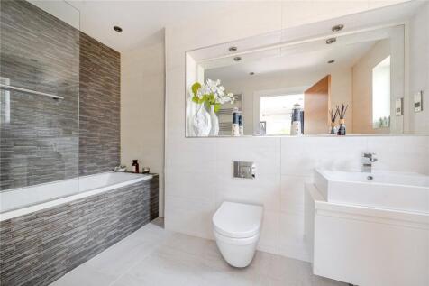 En Suite Bathroom