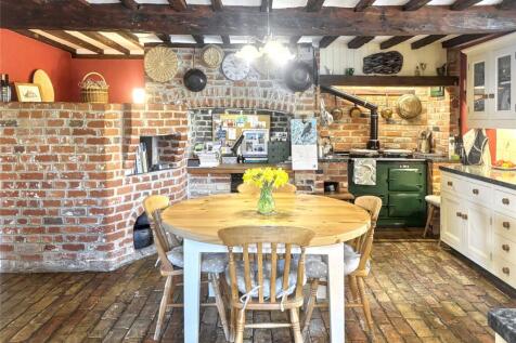 Kitchen/ Breakfast