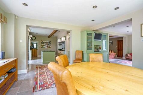 Breakfast Room