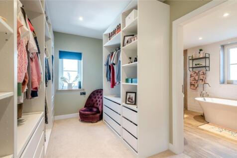 Walk In Wardrobe