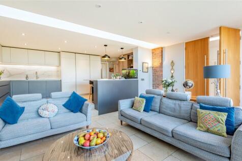 Kitchen/Family Room