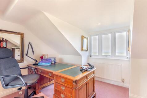 Study/ Bedroom