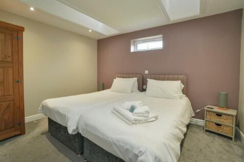 Lodge 2