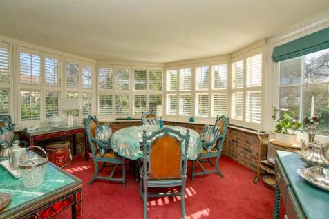 Garden Room / Dining Room