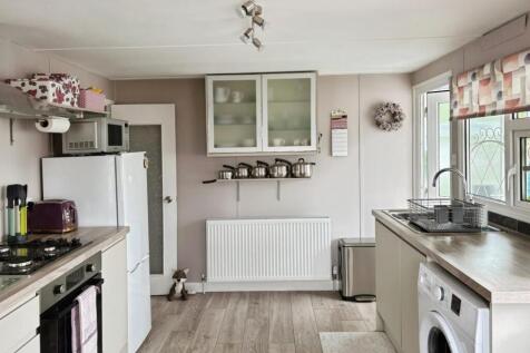 39a52019-new 20kitchen.jpg
