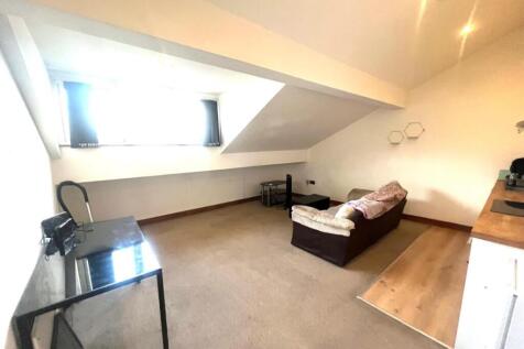 WhatsApp Image 2025-02-04 at 15.42.48 (3).jpeg