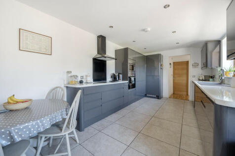 The Cottage Kitch...