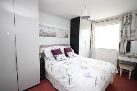 Bedroom 2 (Rear)