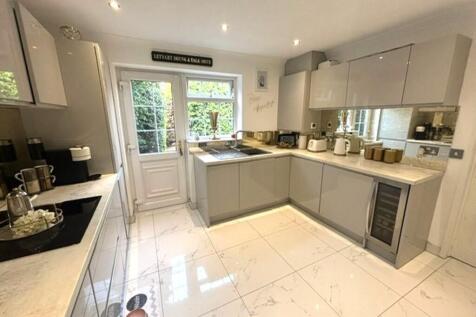 Extra Kitchen Pho...