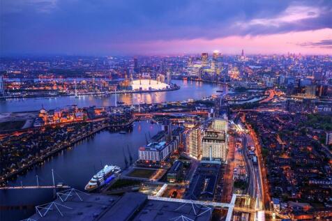 Royal Eden Docks E16