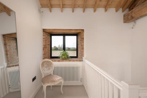 Frognal Farm Barns, Teynham