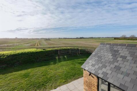 Frognal Farm Barns, Teynham