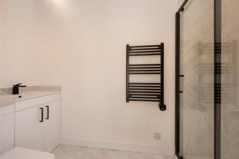 Frognal Farm Barns, Teynham