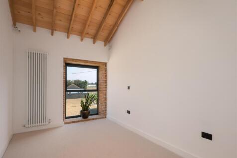 Frognal Farm Barns, Teynham