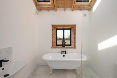 Frognal Farm Barns, Teynham