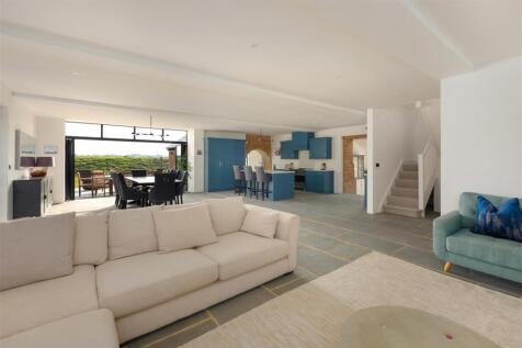 Frognal Farm Barns, Teynham