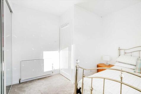 Bedroom One (2)