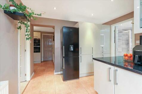 Utility Room (1)