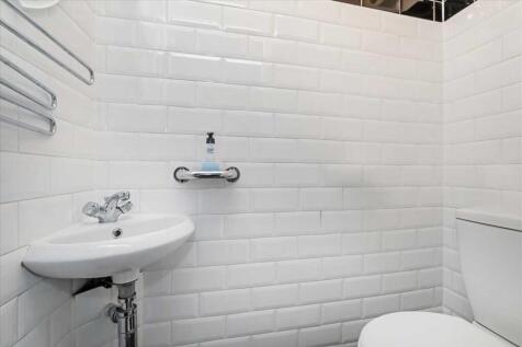 Lower Level WC