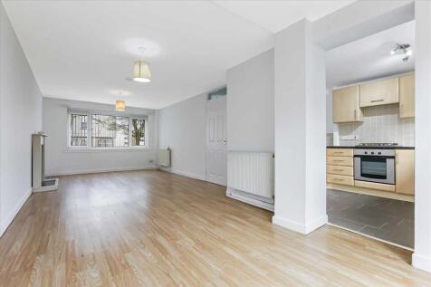 Dining Area (2)