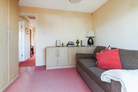 Bedroom Two (2)